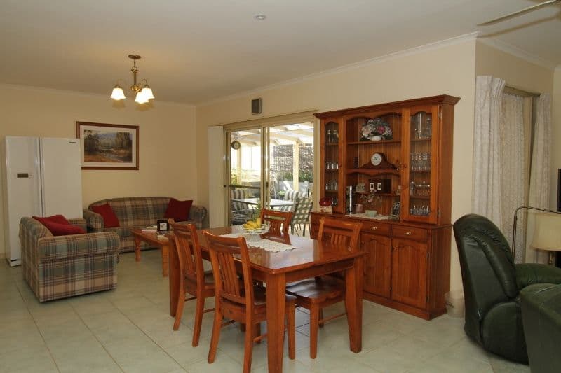 82 Caldwell Street, HEATHCOTE VIC 3523, Heathcote - Thumbnail 2