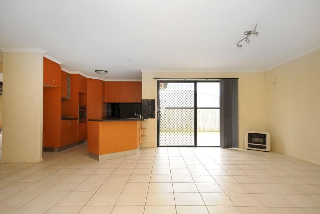 6 Scullin Street, MIDDLE RIDGE QLD 4350, Middle Ridge - Thumbnail 3