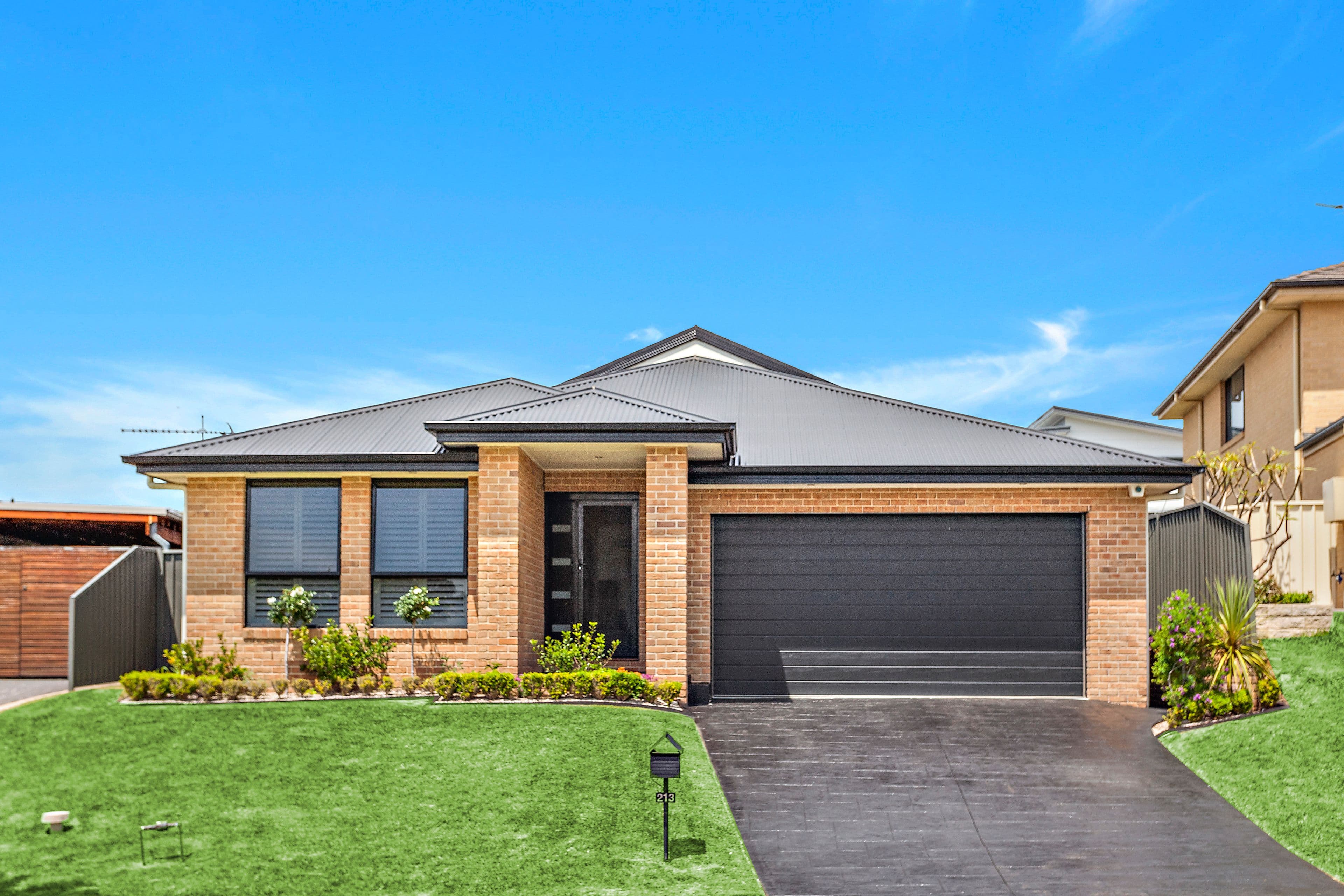 213 Ashburton Drive, Albion Park - Image 1