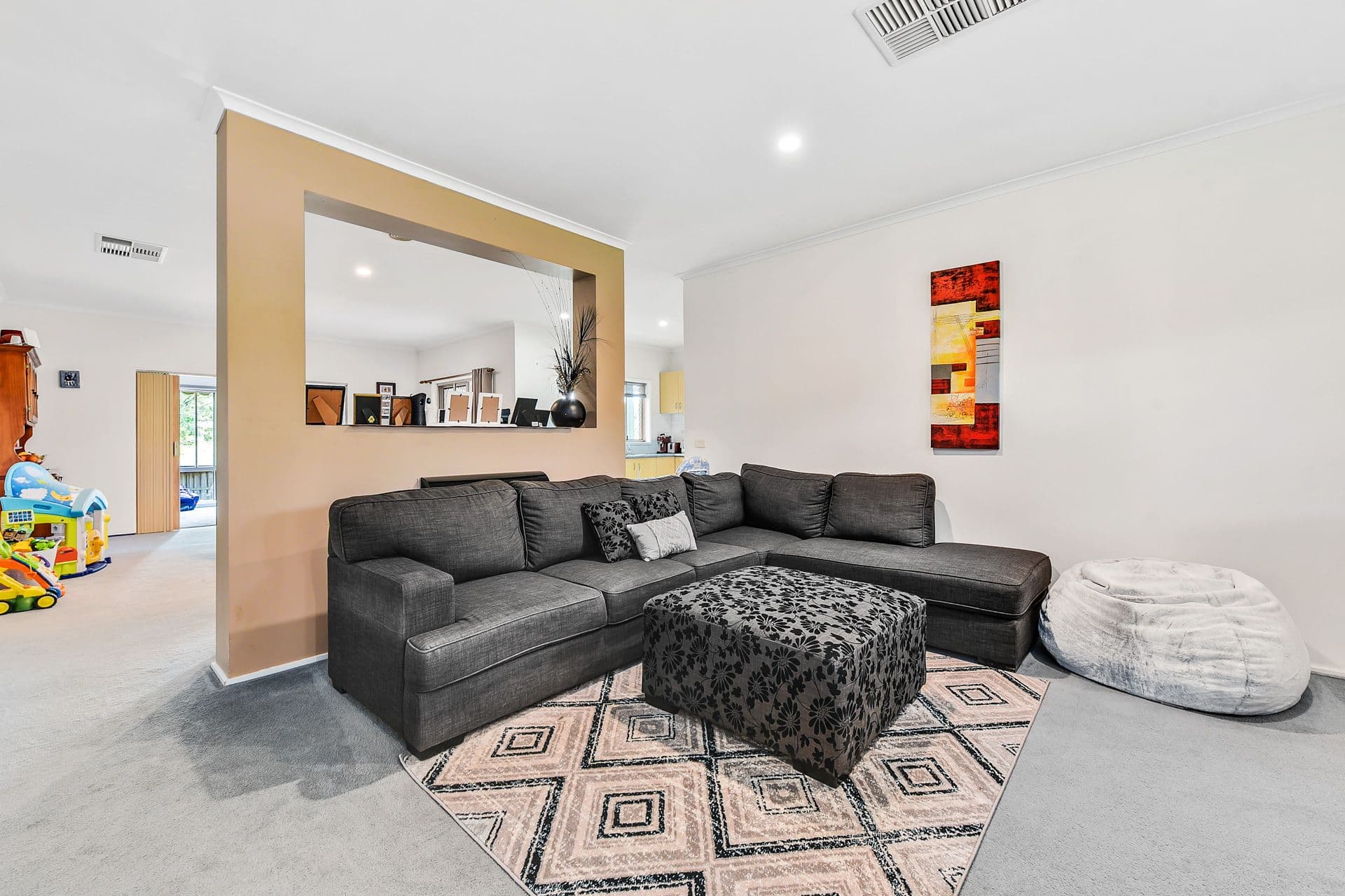 61 Jarryd Crescent, Berwick VIC 3806, Berwick - Thumbnail 4