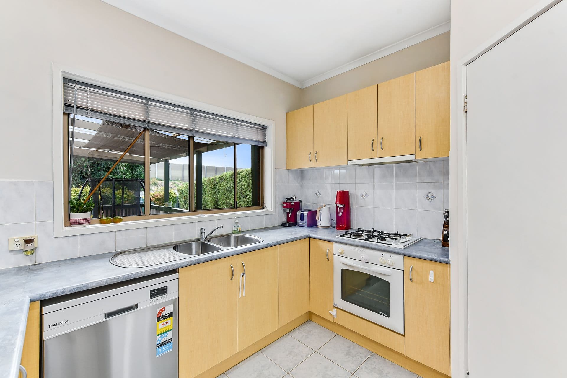 61 Jarryd Crescent, Berwick VIC 3806, Berwick - Thumbnail 6