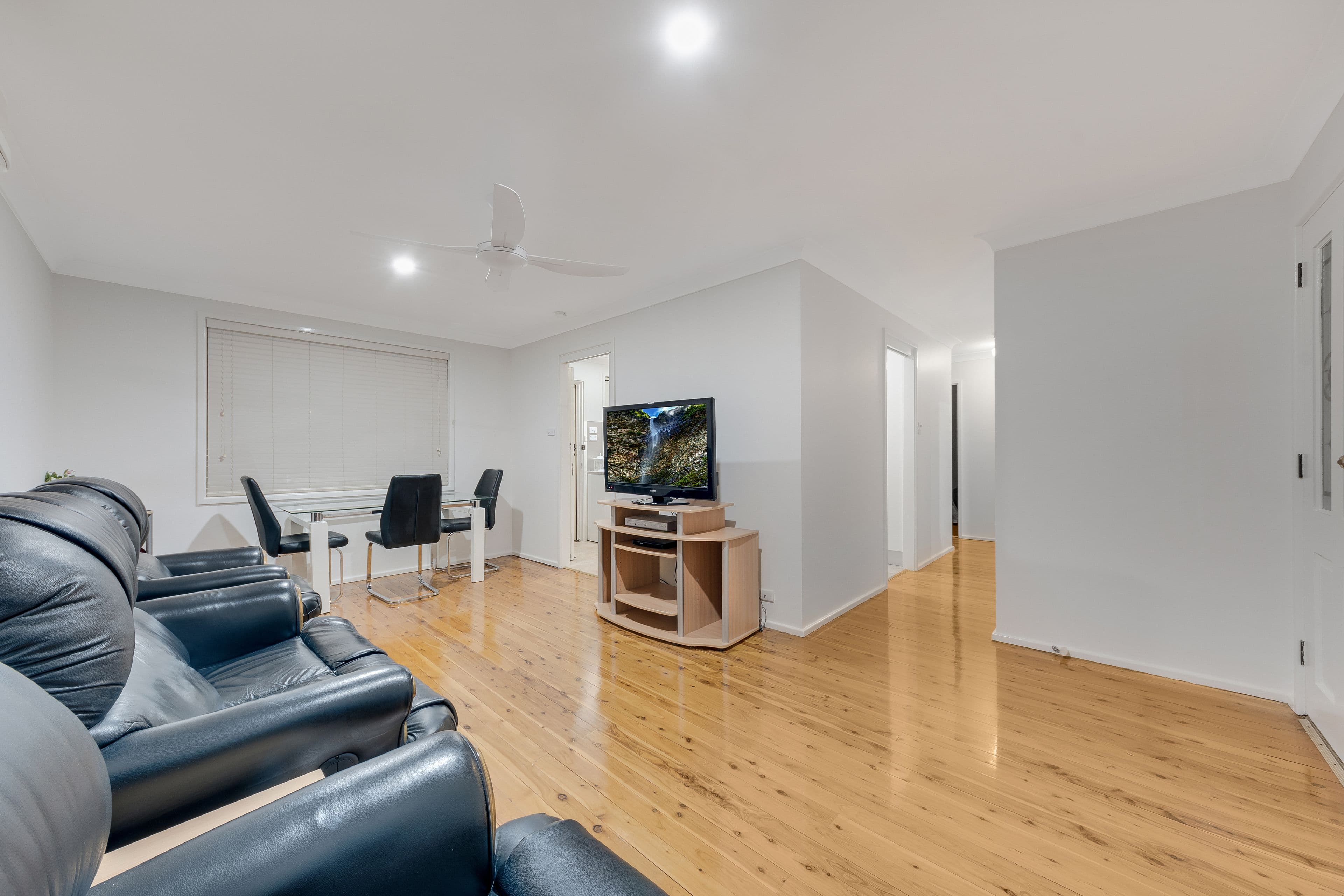 Minto NSW 2566, Minto - Thumbnail 2