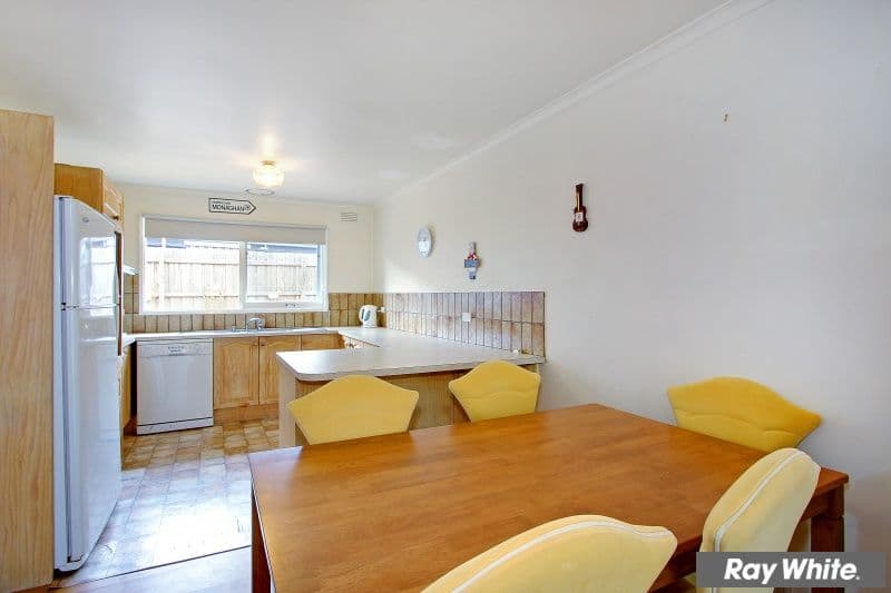 2  Oakland Street, MORNINGTON VIC 3931, Mornington - Thumbnail 4