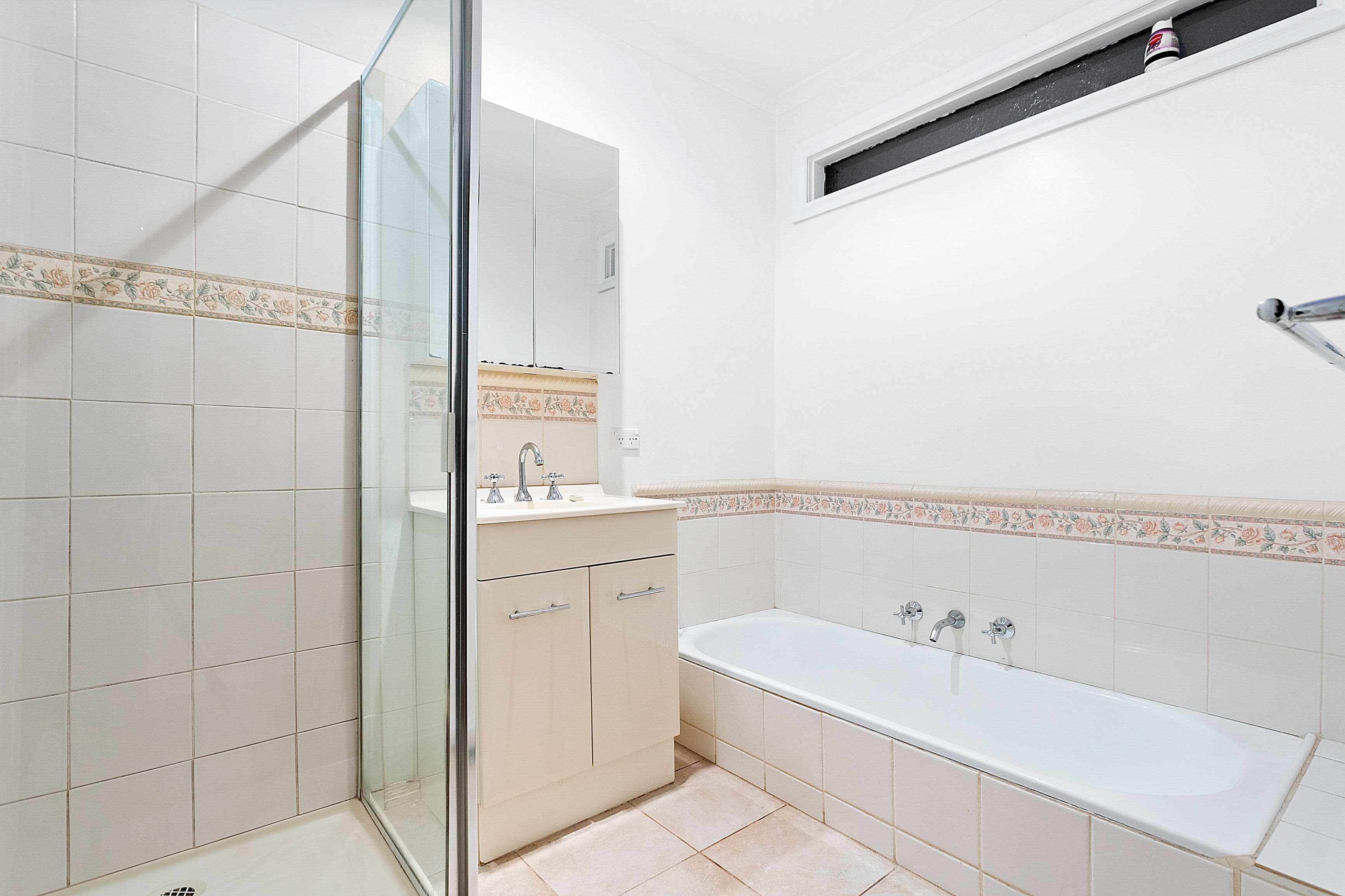 124 Holt Parade, Bundoora VIC 3083, Bundoora - Thumbnail 7