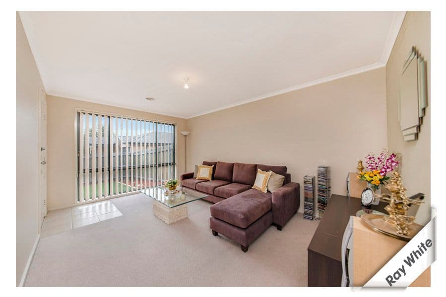 30 Betty Maloney Crescent, BANKS ACT 2906, Banks - Thumbnail 2