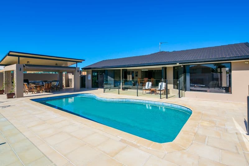 8 Erave Avenue, Runaway Bay QLD 4216, Runaway Bay - Thumbnail 3