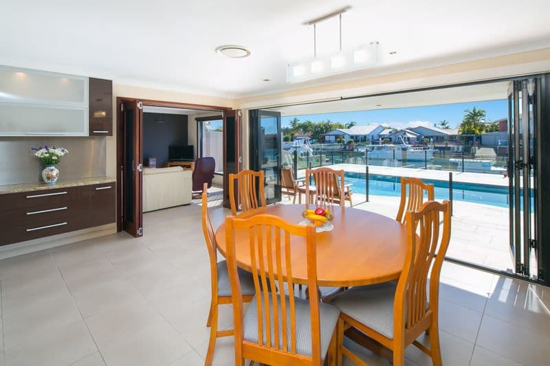 8 Erave Avenue, Runaway Bay QLD 4216, Runaway Bay - Thumbnail 8