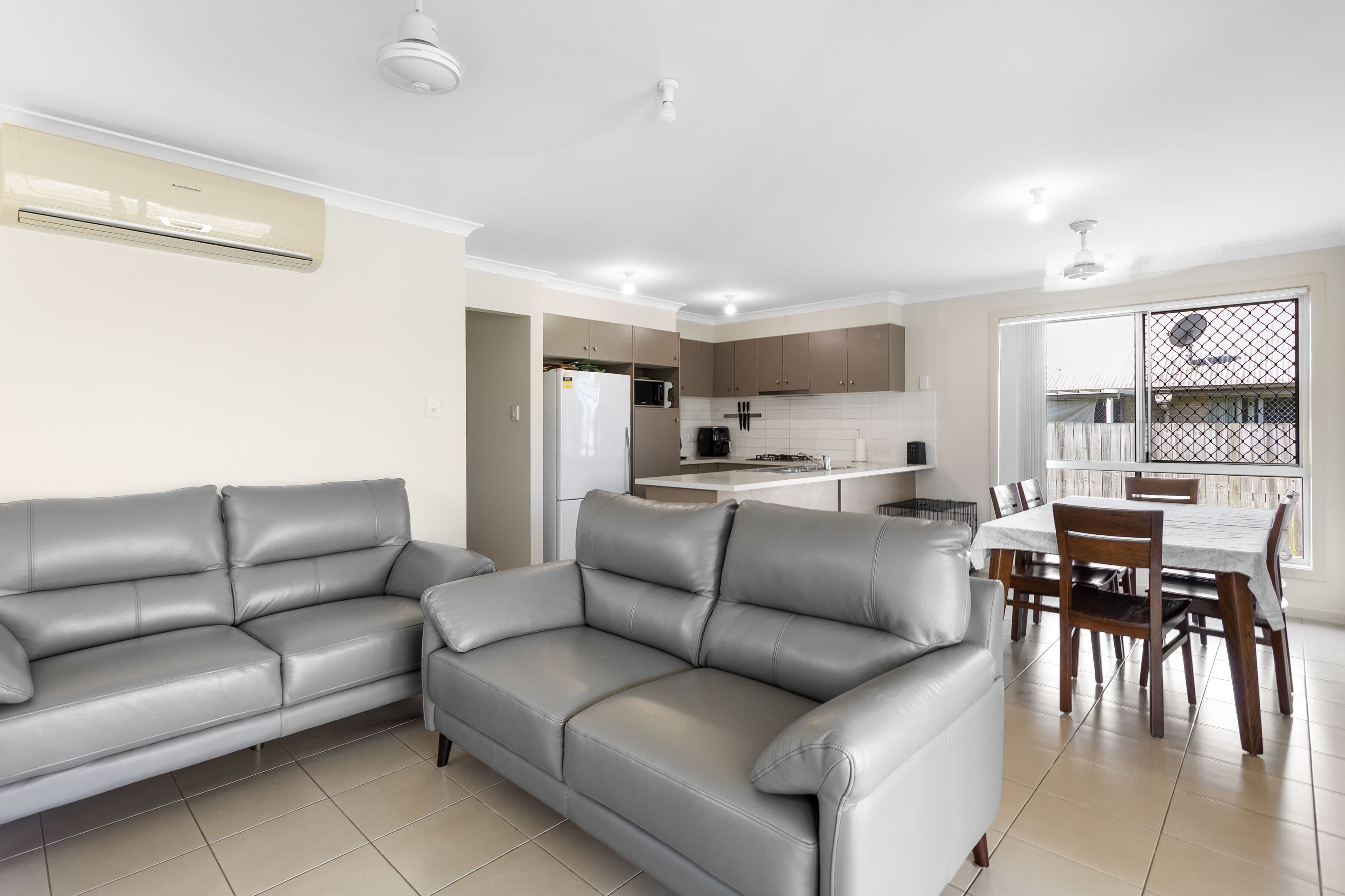 17 Tara Grove, Bellmere QLD 4510, Bellmere - Thumbnail 2