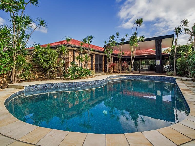 12 Grebe Place, BURLEIGH WATERS QLD 4220, Burleigh Waters - Thumbnail 2
