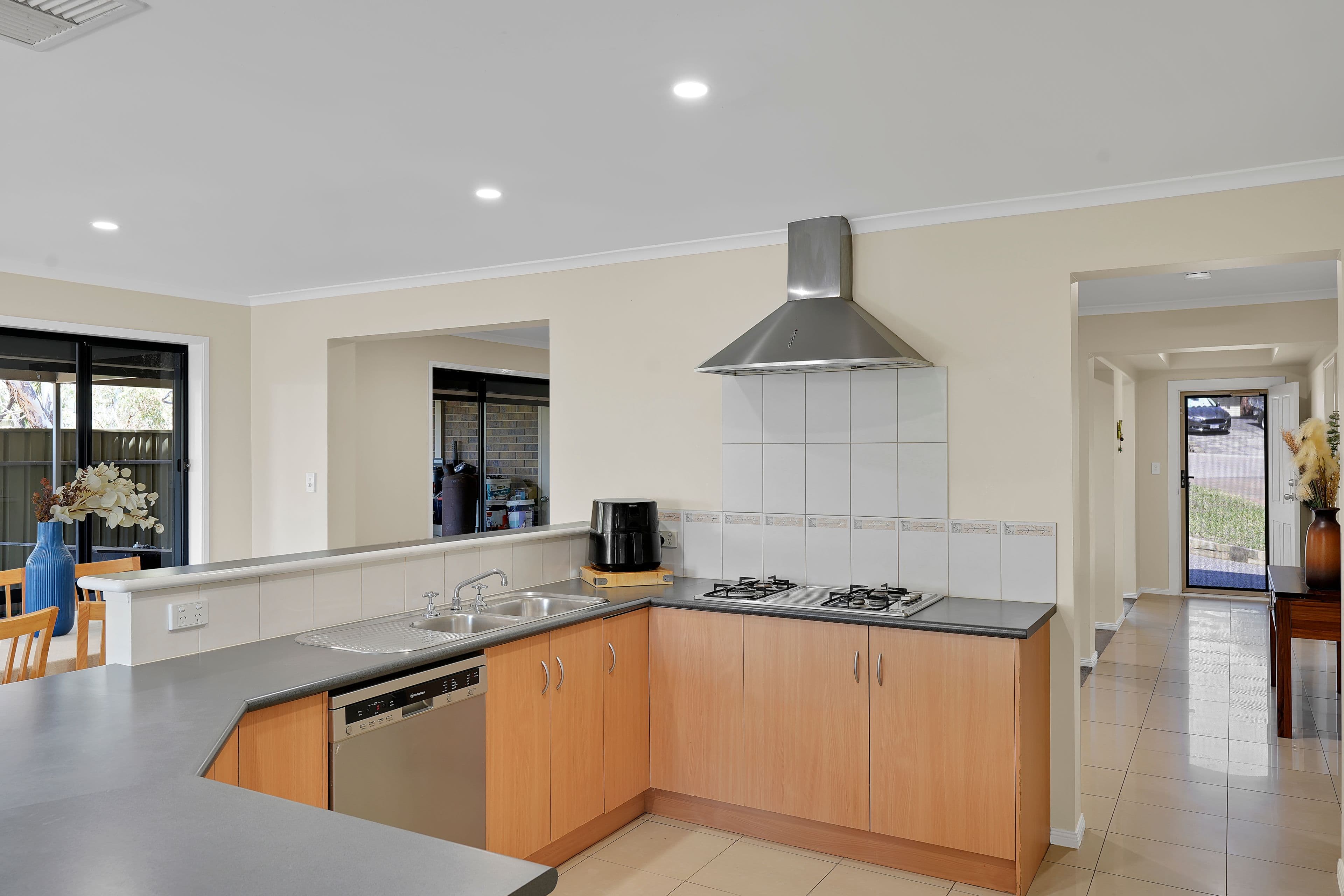 11 Tarana Court, Hillbank SA 5112, Hillbank - Thumbnail 7