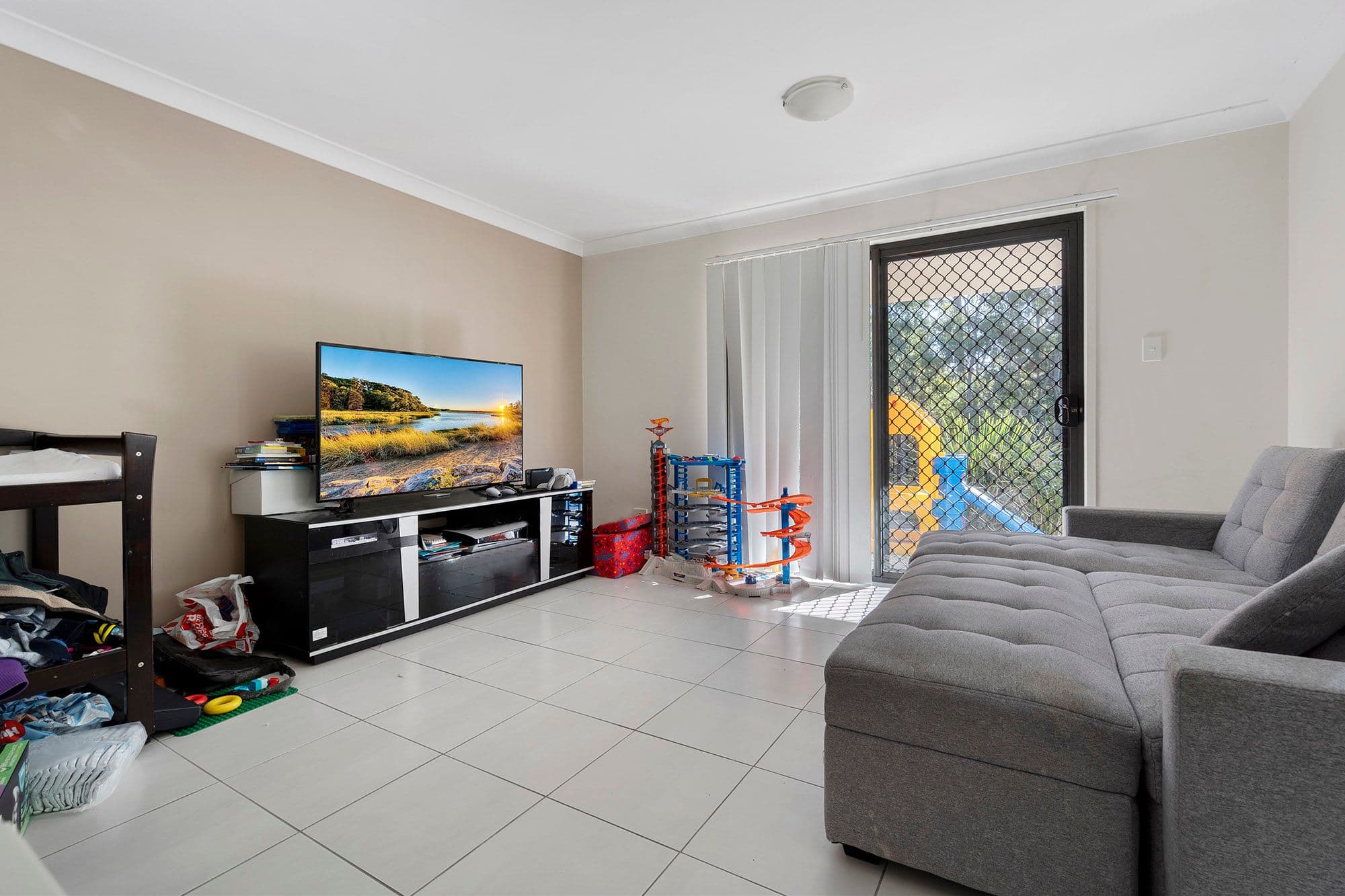 10 Highgrove Street, Calamvale QLD 4116, Calamvale - Thumbnail 2