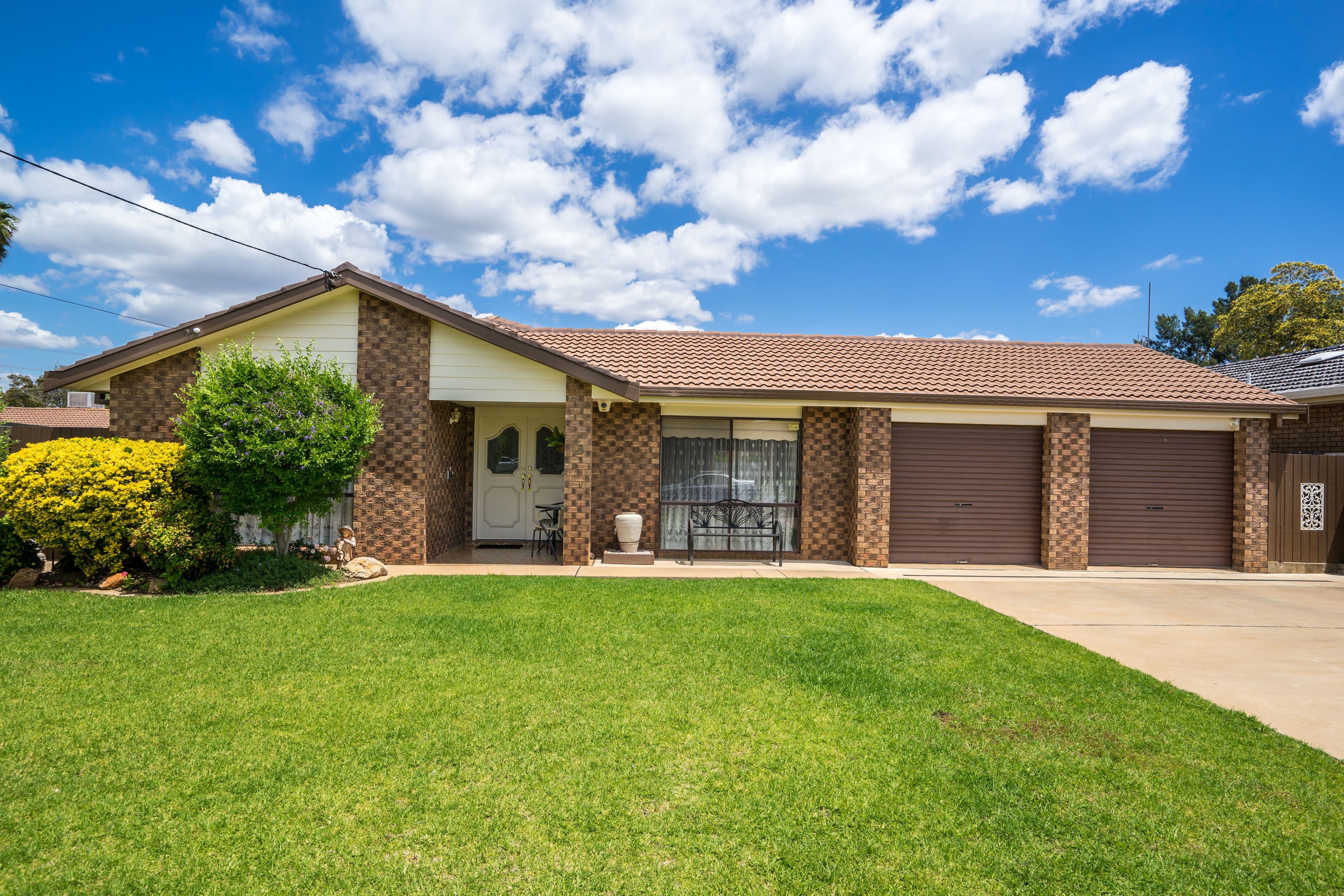 19 Mumford Crescent, Dubbo - Image 1