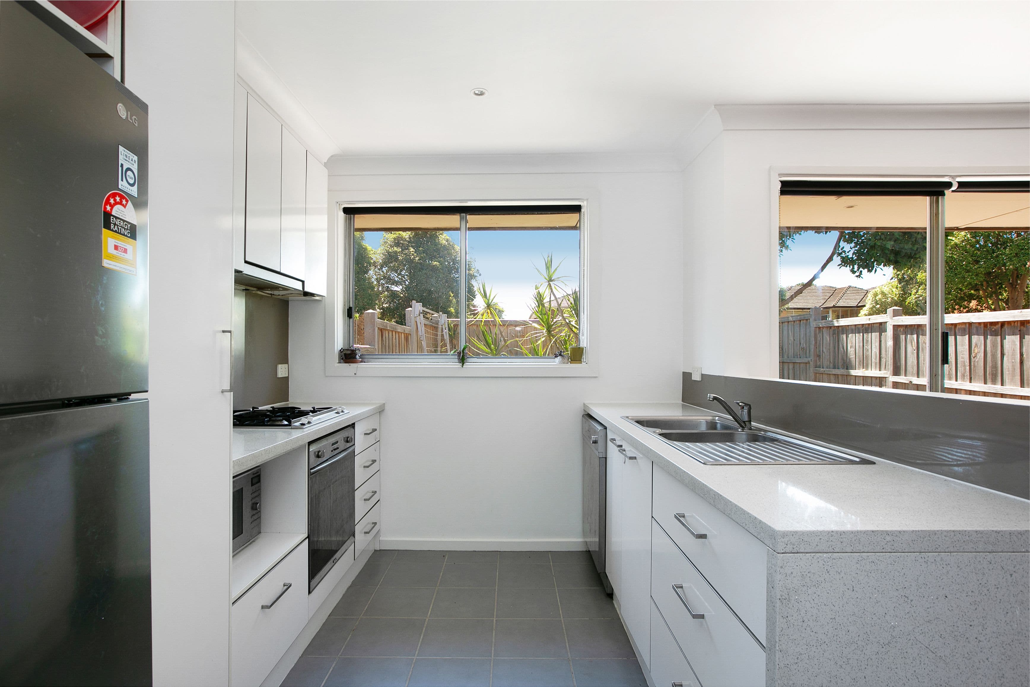 39 Hickford Street, Reservoir VIC 3073, Reservoir - Thumbnail 4