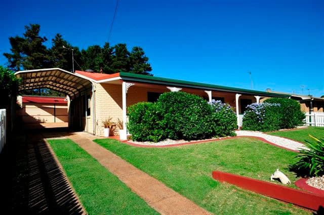 28 Champagne Crescent, WILSONTON HEIGHTS QLD 4350, Wilsonton Heights - Image 1