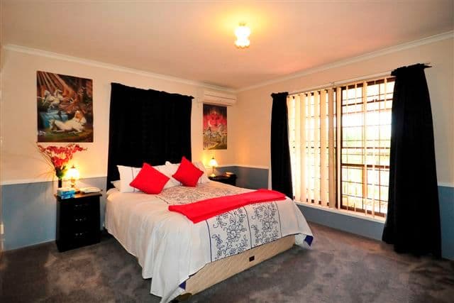 28 Champagne Crescent, WILSONTON HEIGHTS QLD 4350, Wilsonton Heights - Thumbnail 7