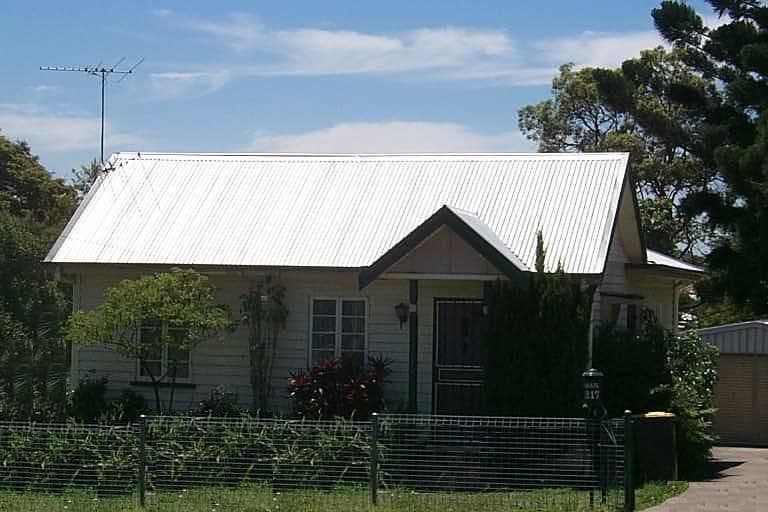 217 Hamilton Road, WAVELL HEIGHTS QLD 4012, Wavell Heights - Thumbnail 3