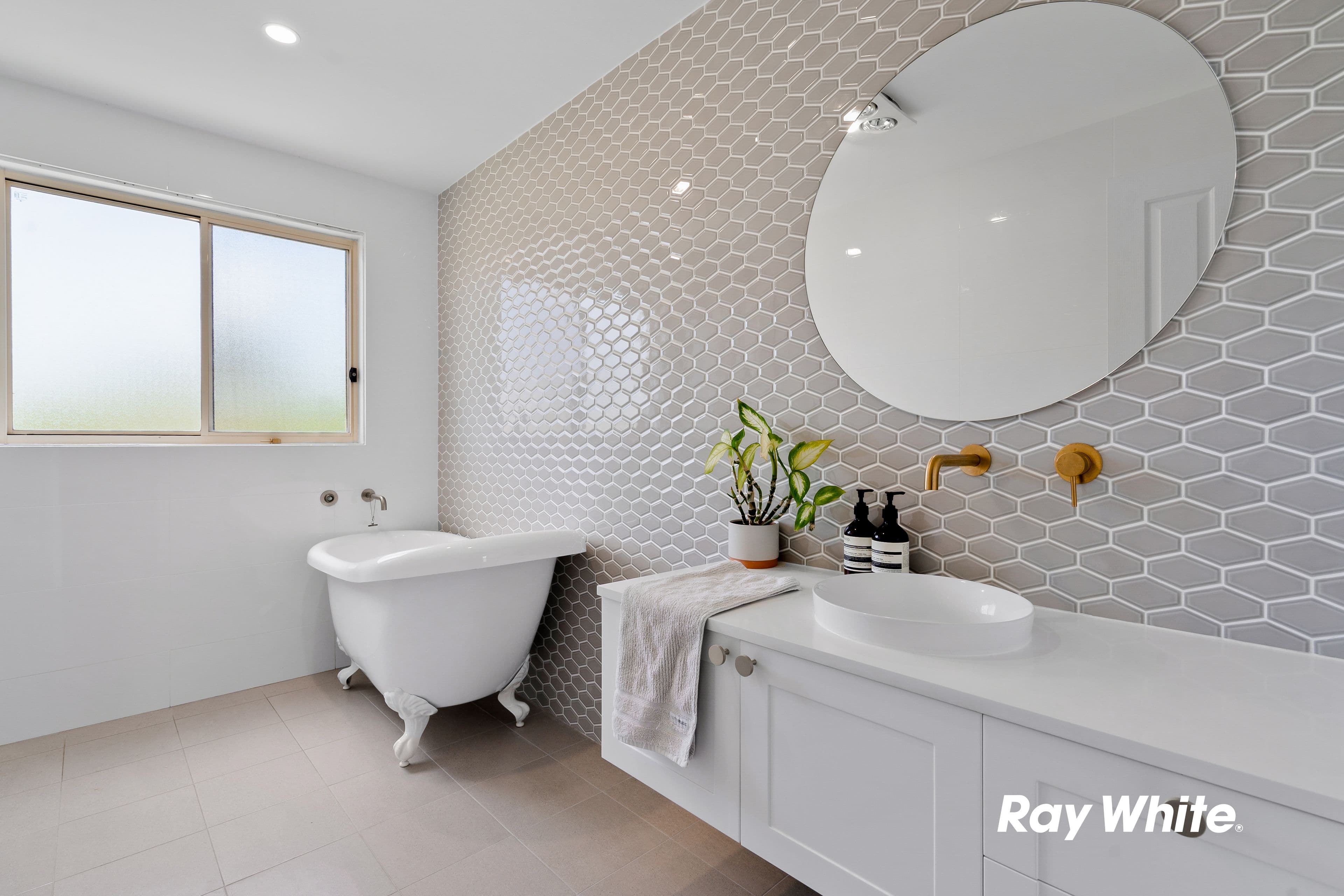 2 Stanbury Place, Quakers Hill NSW 2763, Quakers Hill - Thumbnail 4