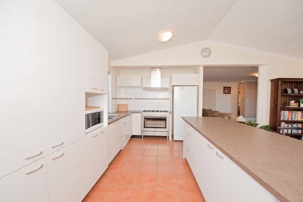 18 Danube Crescent, SPRINGFIELD QLD 4300, Springfield - Thumbnail 3