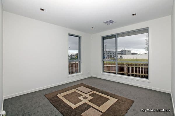 19 Varsity Walk, BUNDOORA VIC 3083, Bundoora - Thumbnail 3