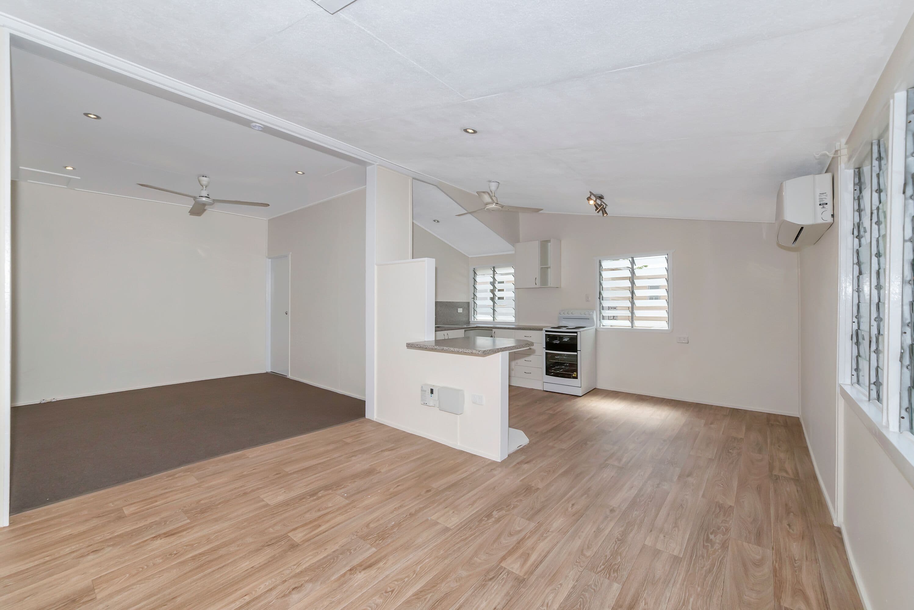 128 Kings Road, Hyde Park QLD 4812, Hyde Park - Thumbnail 2