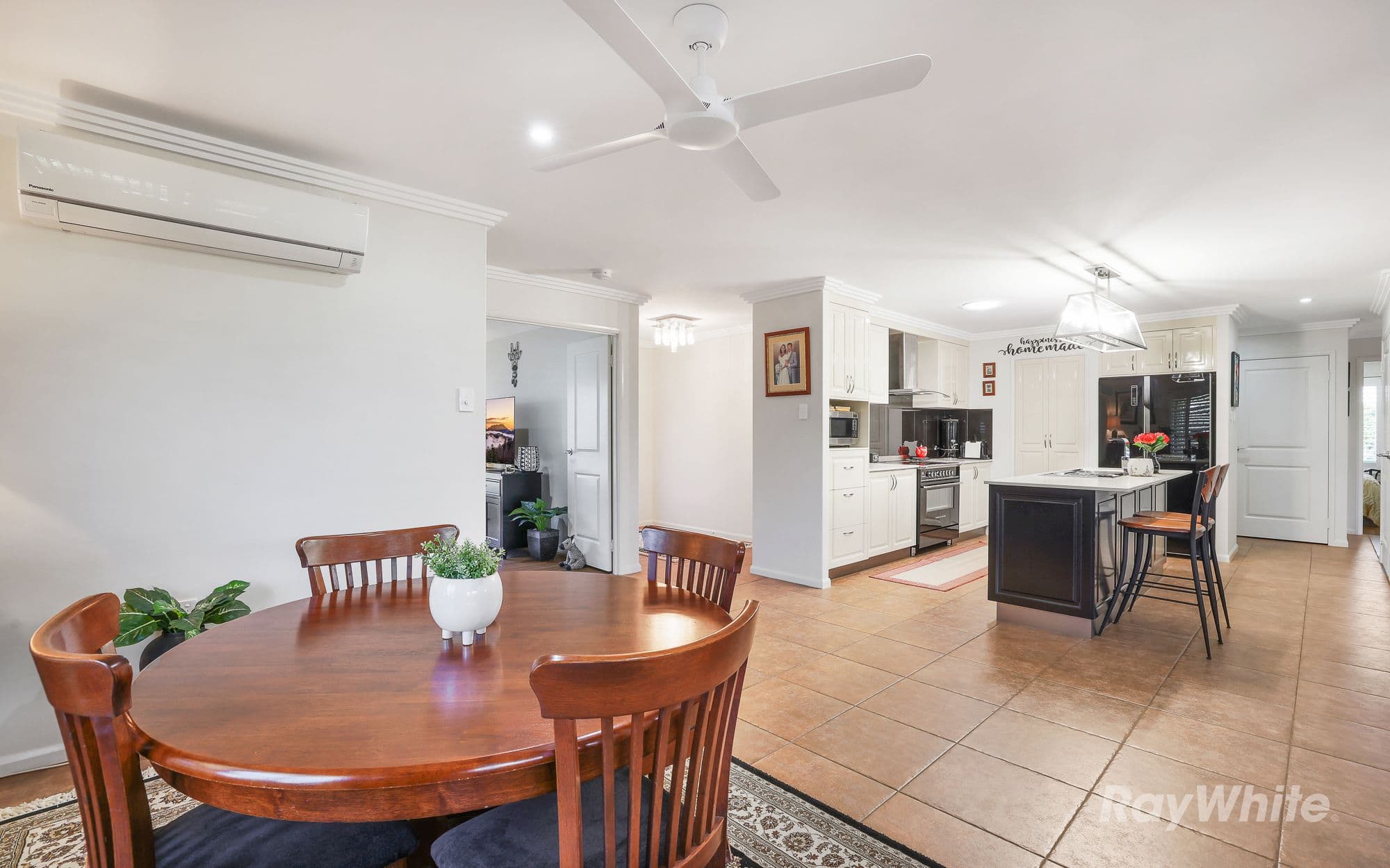 2 Tulipwood Place, Coral Cove QLD 4670, Coral Cove - Thumbnail 8