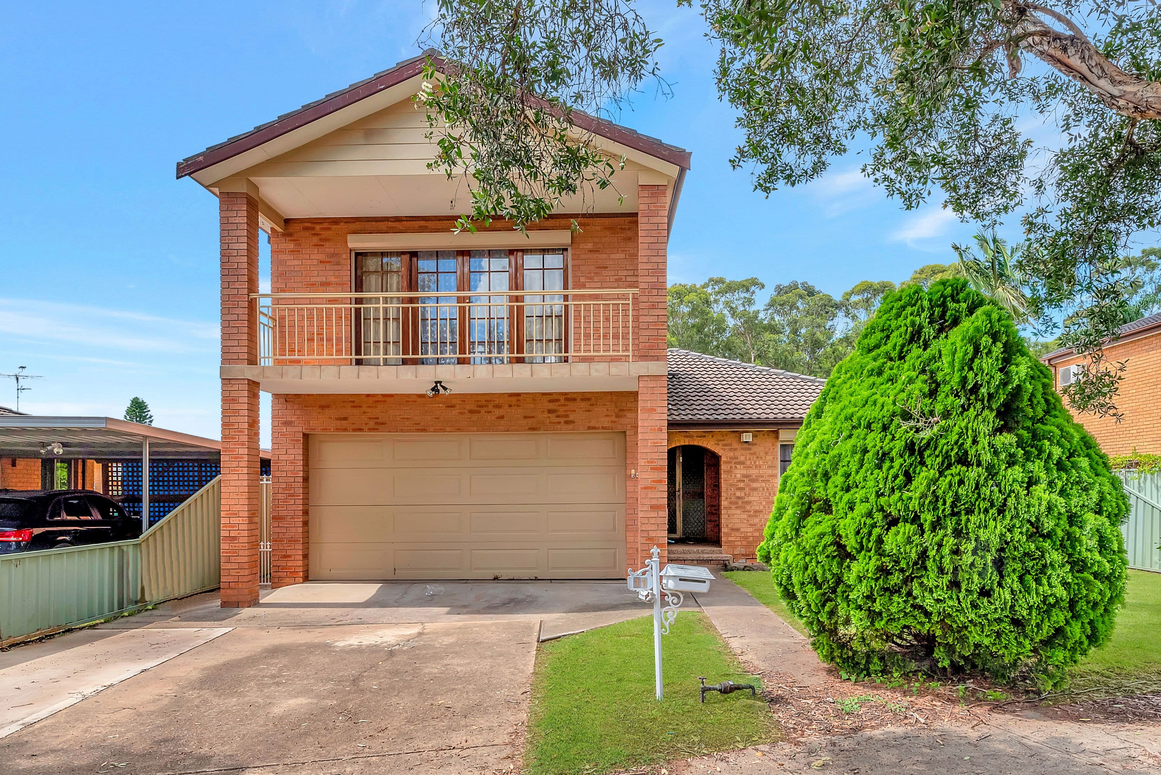 11 Kemmel Close, Bossley Park NSW 2176, Bossley Park - Image 1