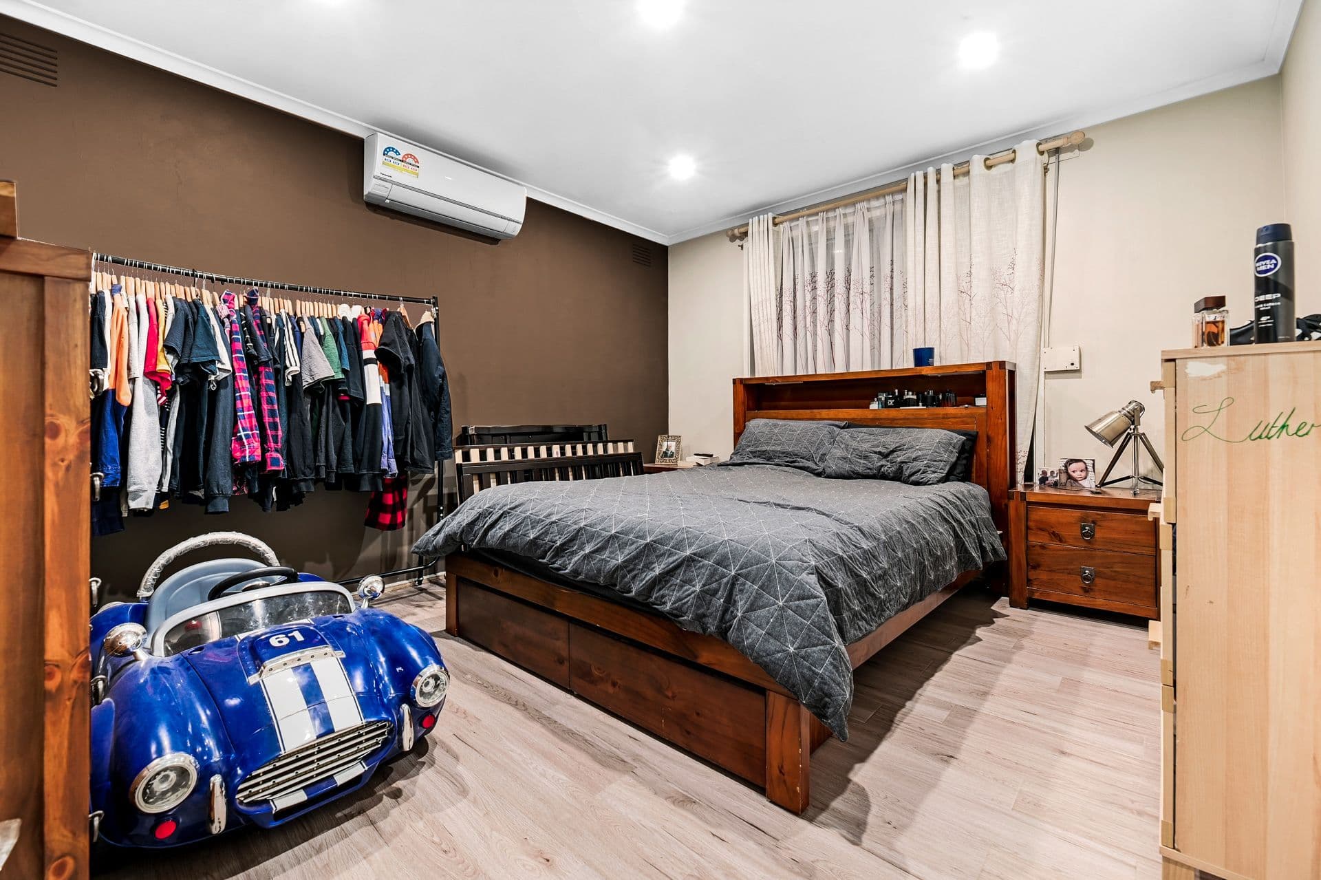 4 Saxonwood Drive, Narre Warren VIC 3805, Narre Warren - Thumbnail 4