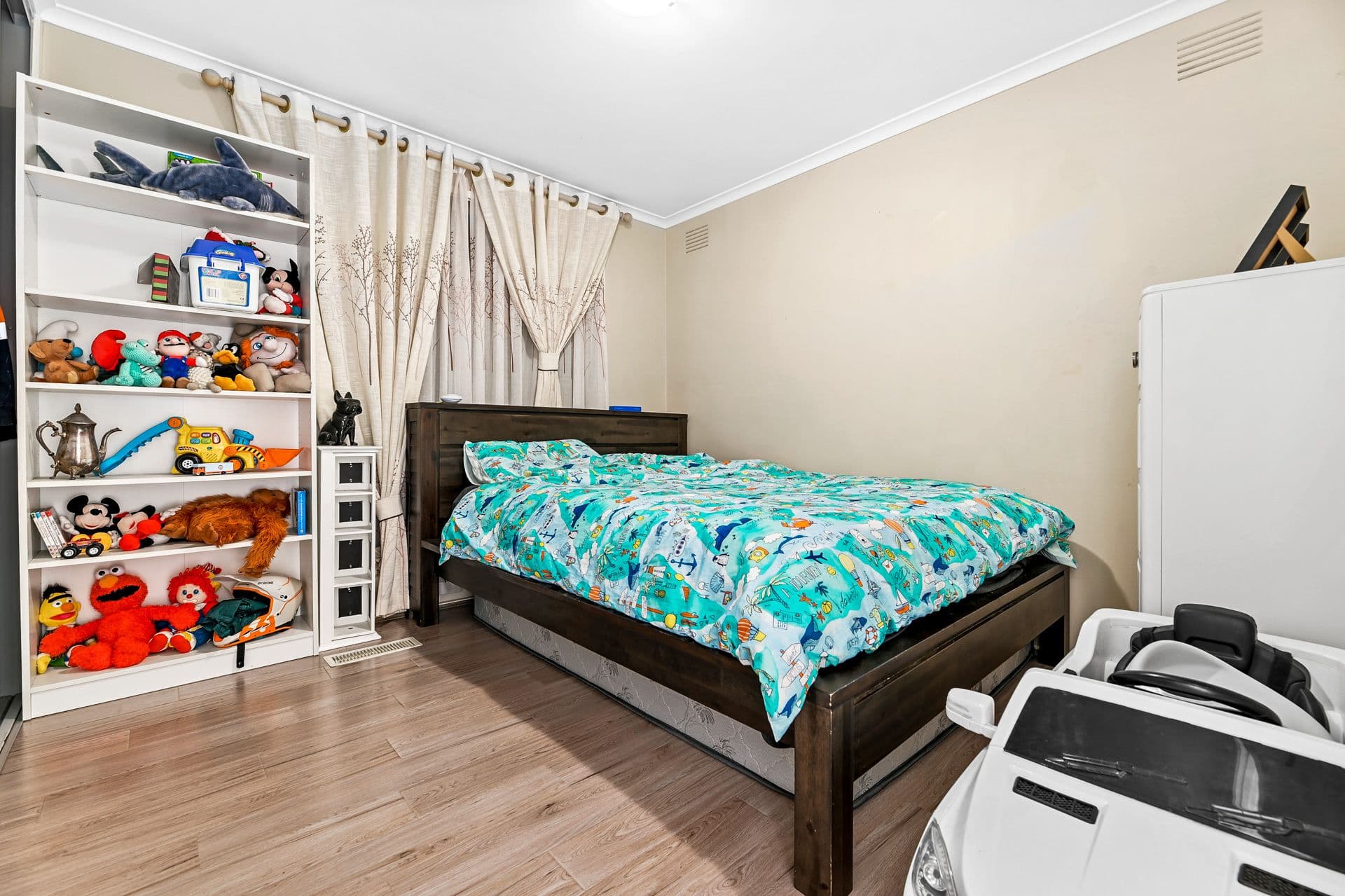 4 Saxonwood Drive, Narre Warren VIC 3805, Narre Warren - Thumbnail 5