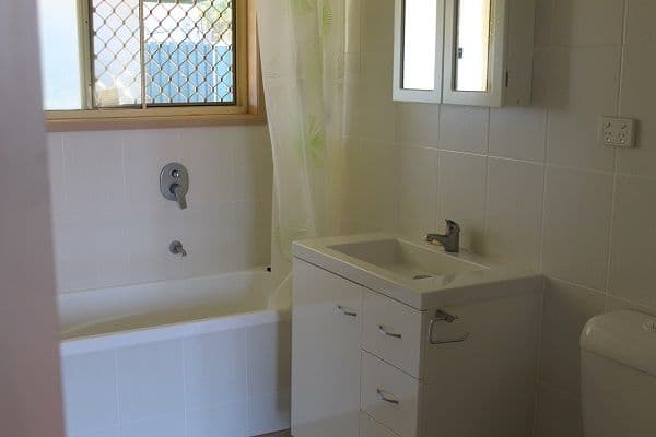 2 Grigg Drive, MORAYFIELD QLD 4506, Morayfield - Thumbnail 8
