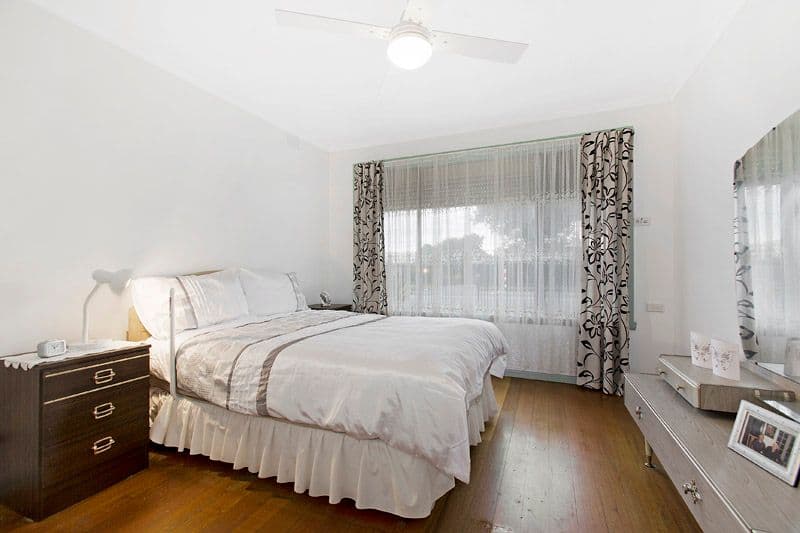 33 Farm Road, CHELTENHAM VIC 3192, Cheltenham - Thumbnail 4
