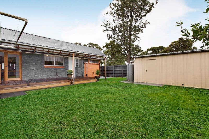 33 Farm Road, CHELTENHAM VIC 3192, Cheltenham - Thumbnail 6