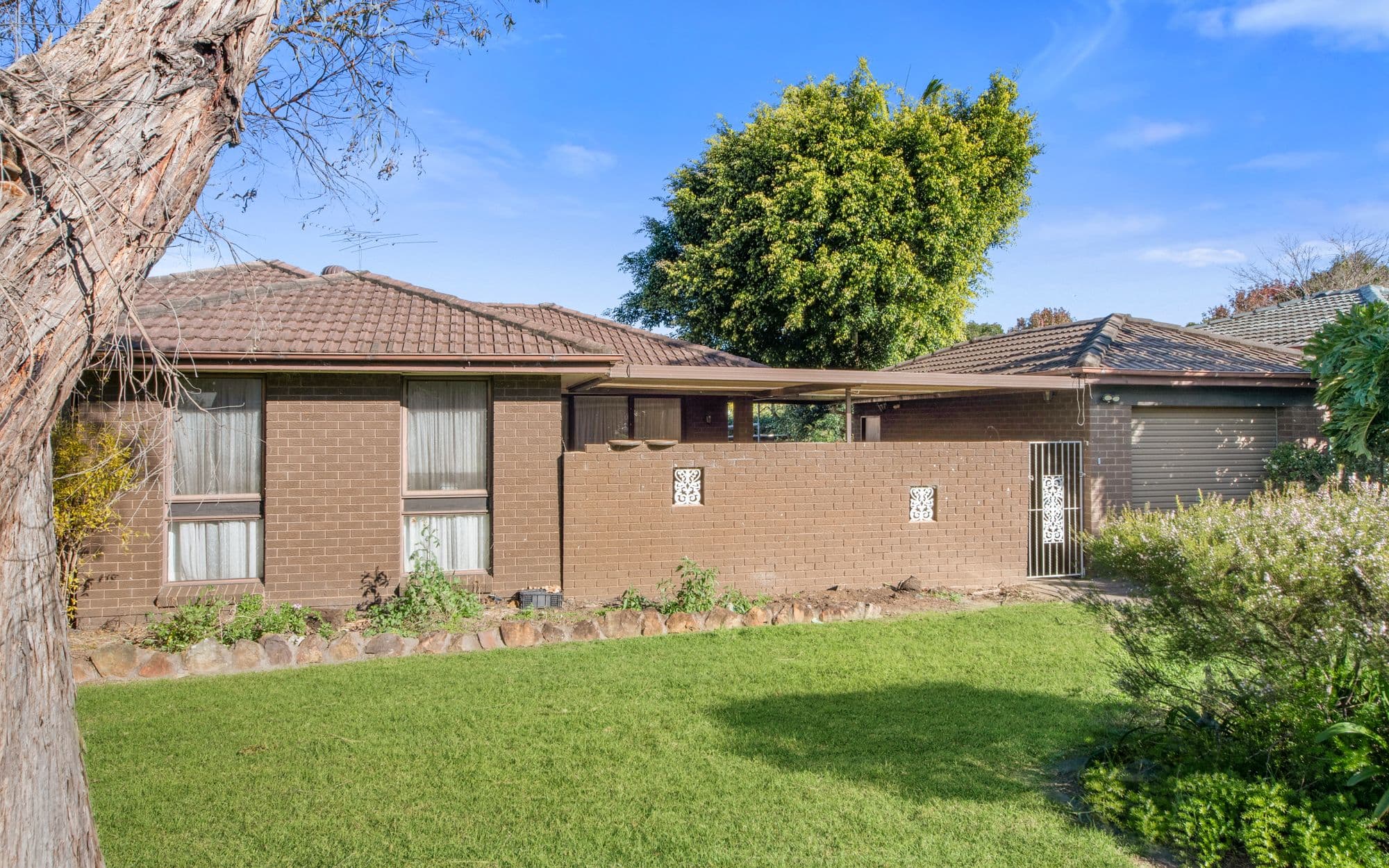23 Owen Stanley Road, Glenfield NSW 2167, Glenfield - Thumbnail 2