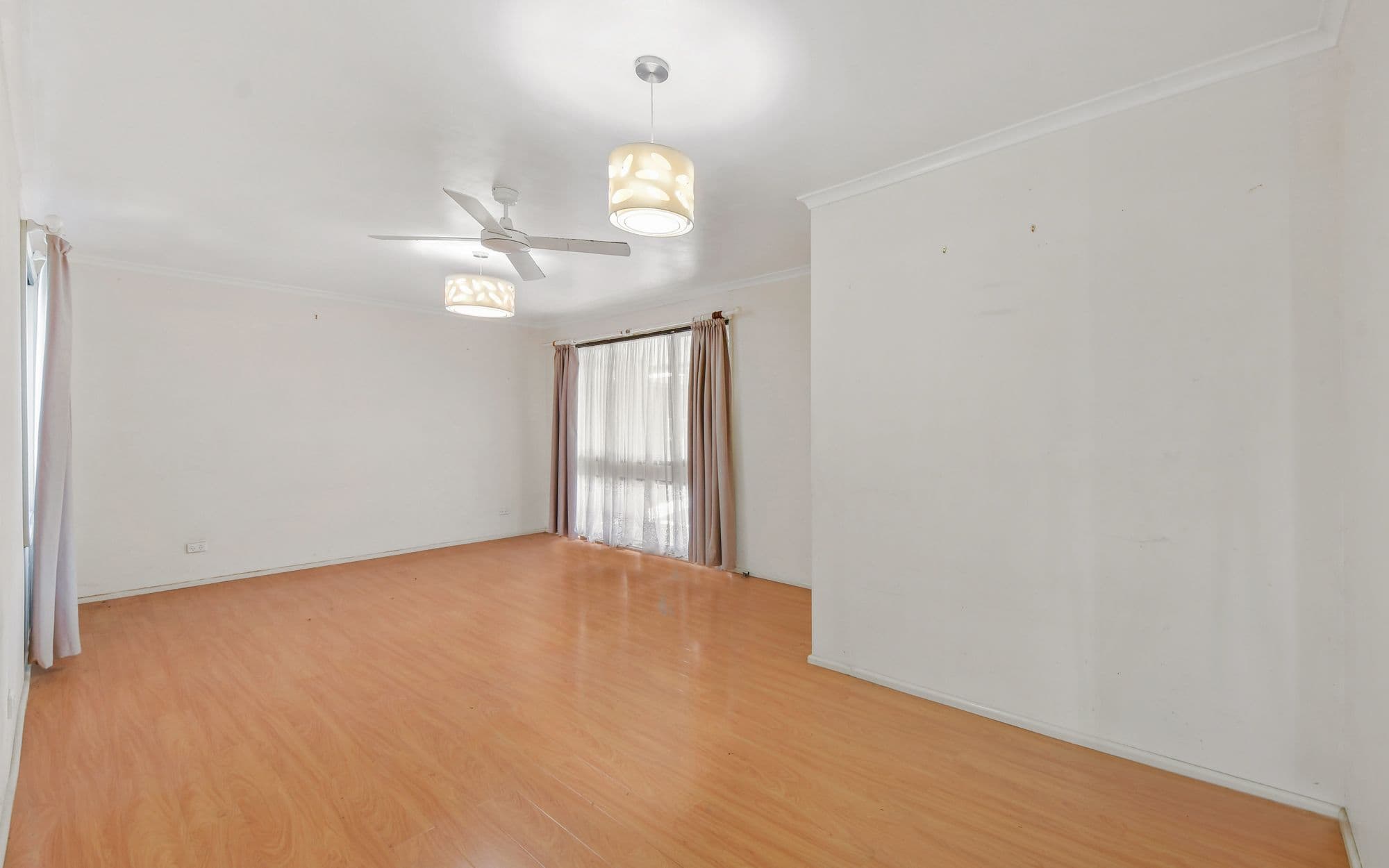 23 Owen Stanley Road, Glenfield NSW 2167, Glenfield - Thumbnail 4