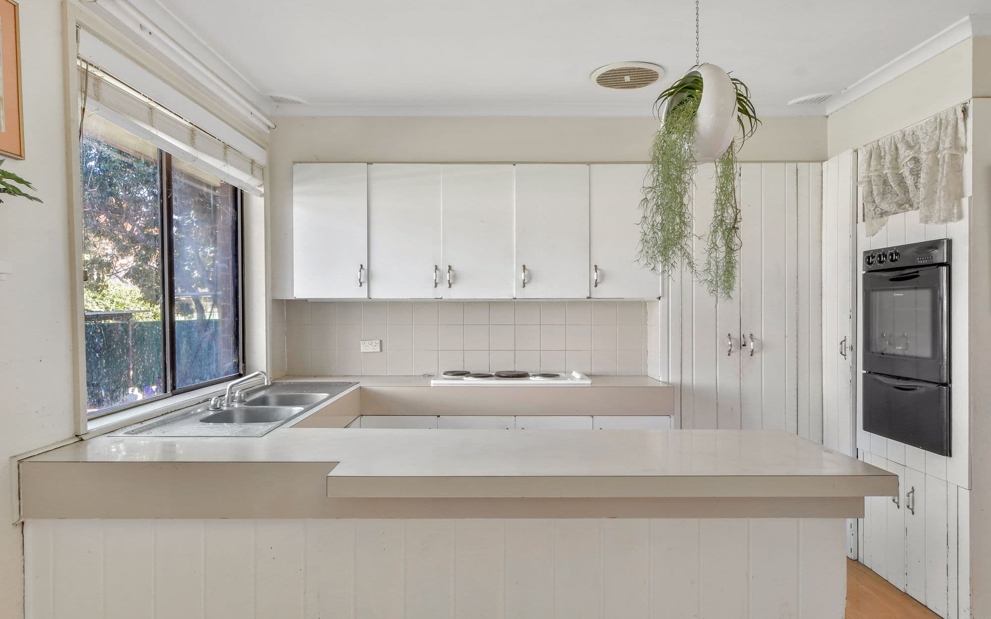 23 Owen Stanley Road, Glenfield NSW 2167, Glenfield - Thumbnail 6