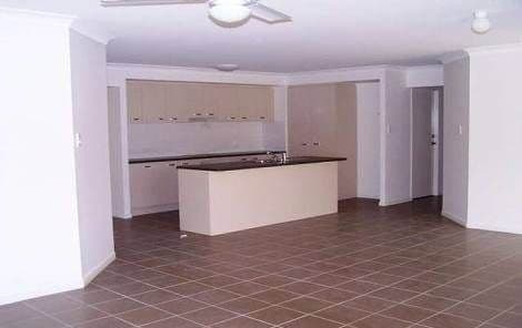 29 Lucy Street, MARSDEN QLD 4132, Marsden - Thumbnail 2