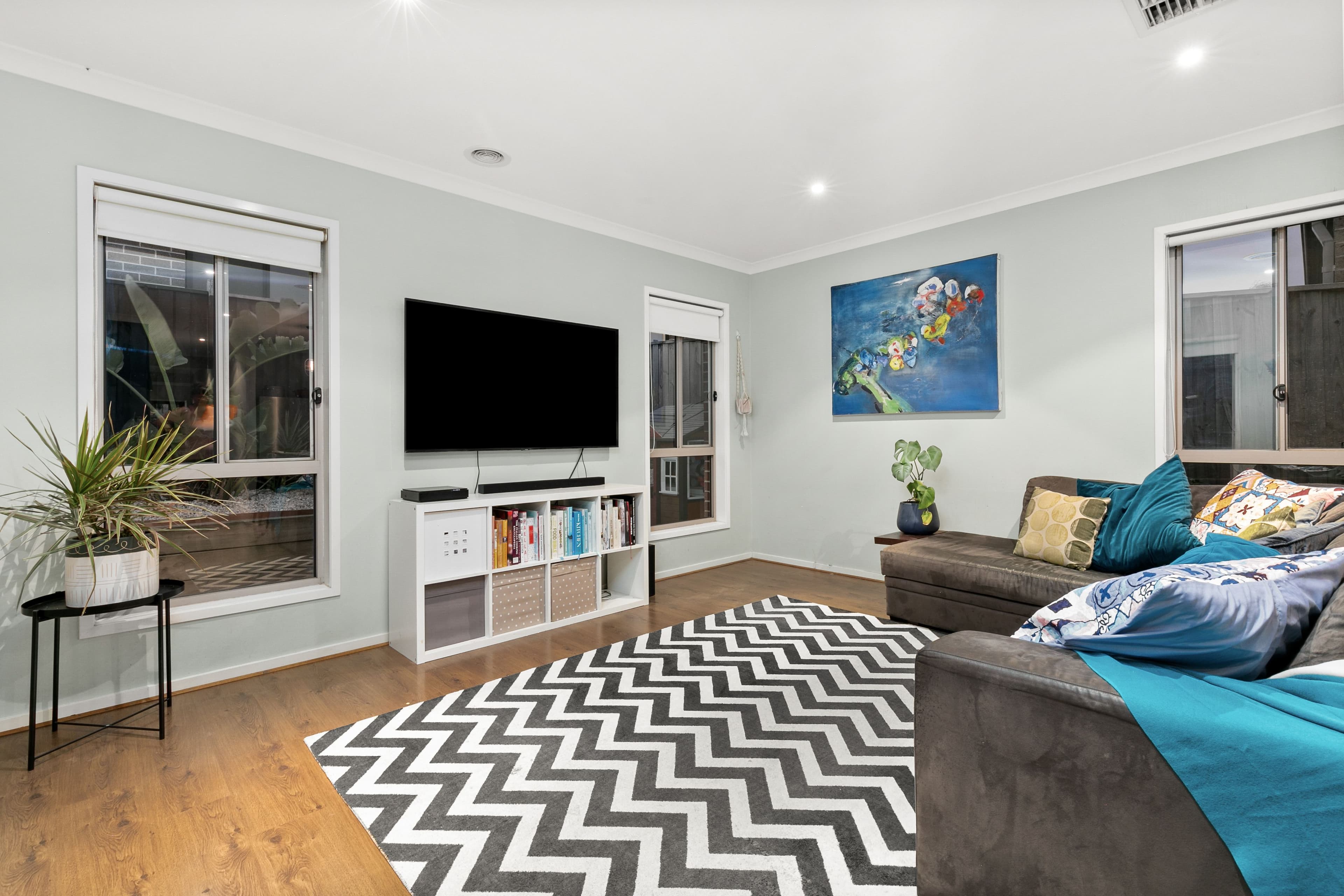 30 Tyalla Way, Pakenham VIC 3810, Pakenham - Thumbnail 2