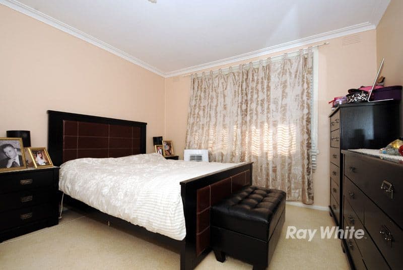 8 Namur Street, NOBLE PARK VIC 3174, Noble Park - Thumbnail 3