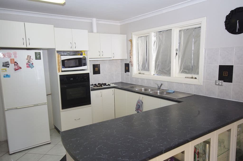 26 Winterton Way, GIRRAWHEEN WA 6064, Girrawheen - Thumbnail 3