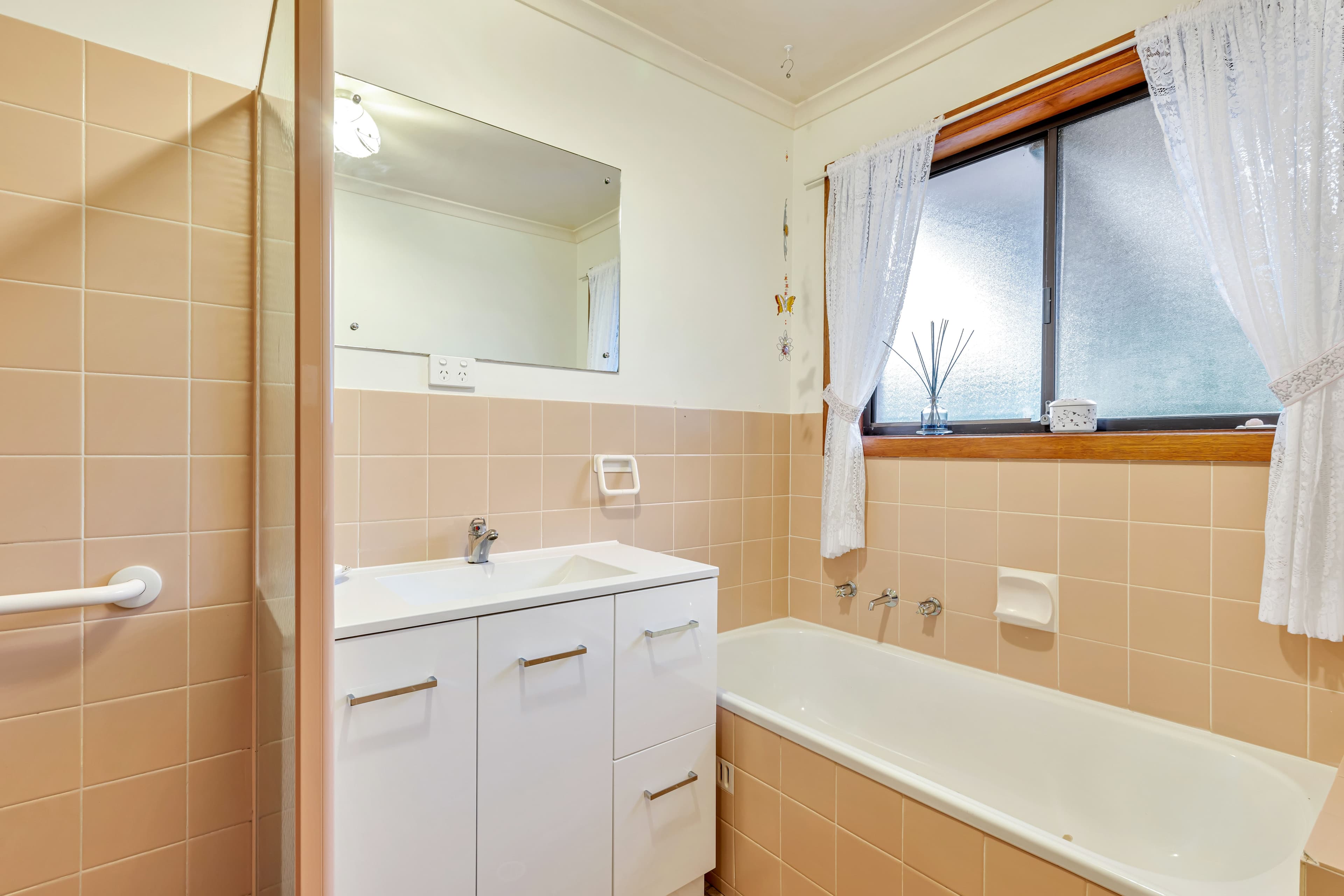 29 Carob Crescent, Craigmore SA 5114, Craigmore - Thumbnail 8