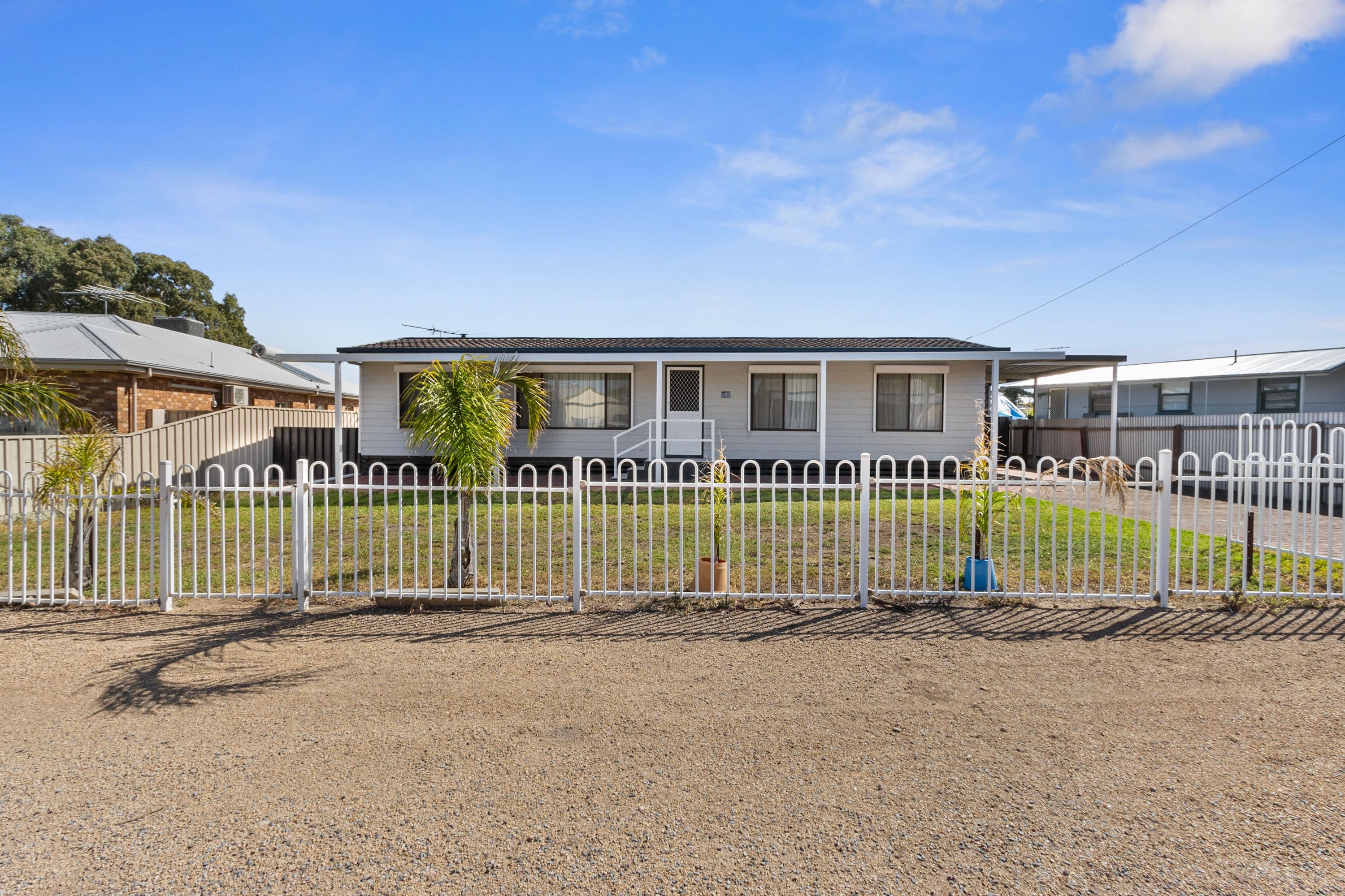 11 The Crescent, Ardrossan SA 5571, Ardrossan - Thumbnail 2