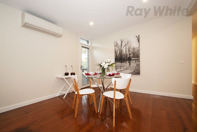 81 HIGHVIEW Drive, Mooroolbark VIC 3138, Mooroolbark - Thumbnail 5