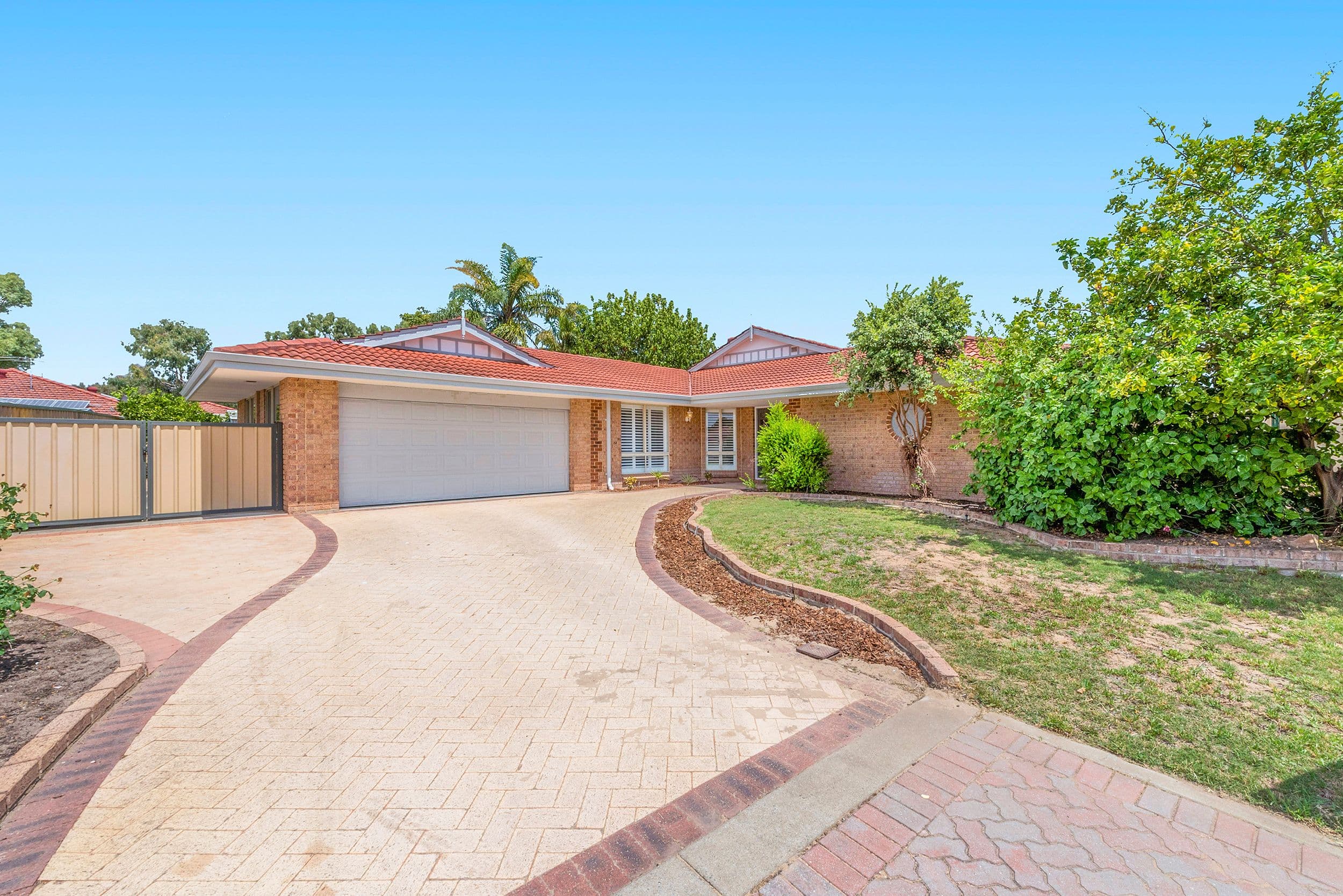 14 Rothesay Court, Cooloongup WA 6168, Cooloongup - Image 1