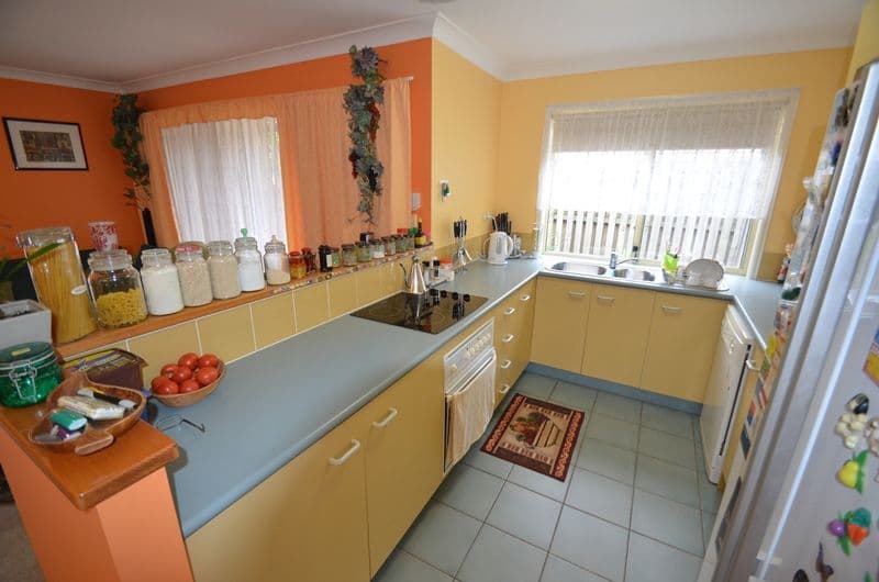 499 Pine Ridge Road, RUNAWAY BAY QLD 4216, Runaway Bay - Thumbnail 4