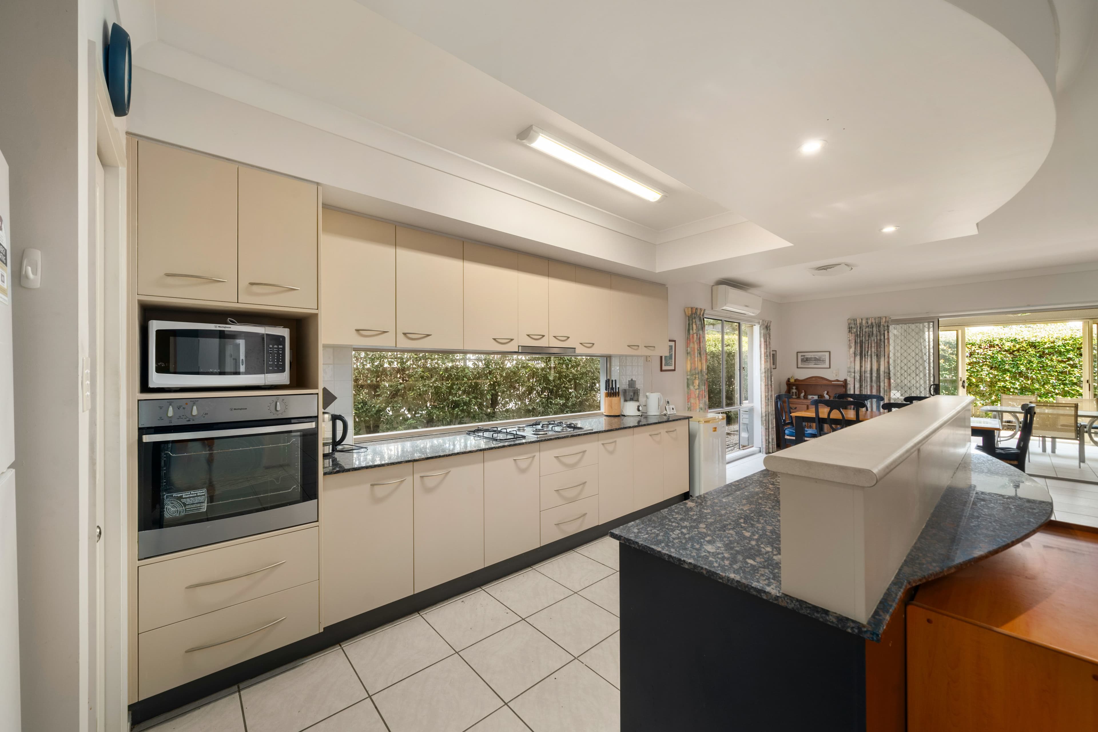 8 Cascade Court, Murrumba Downs QLD 4503, Murrumba Downs - Thumbnail 6