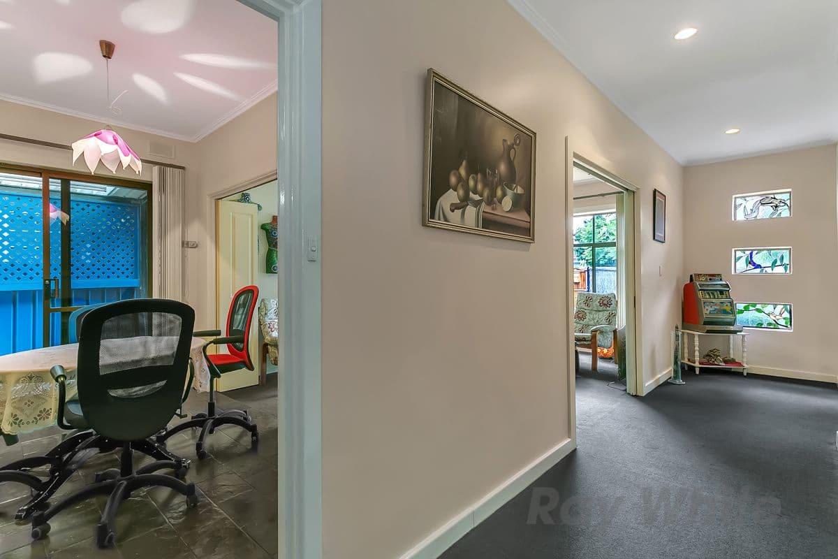 18 Roberts Street, Brighton SA 5048, Brighton - Thumbnail 2