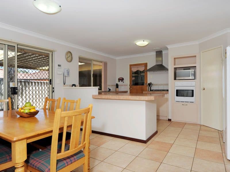 53 Huxtable Terrace, BALDIVIS WA 6171, Baldivis - Thumbnail 4