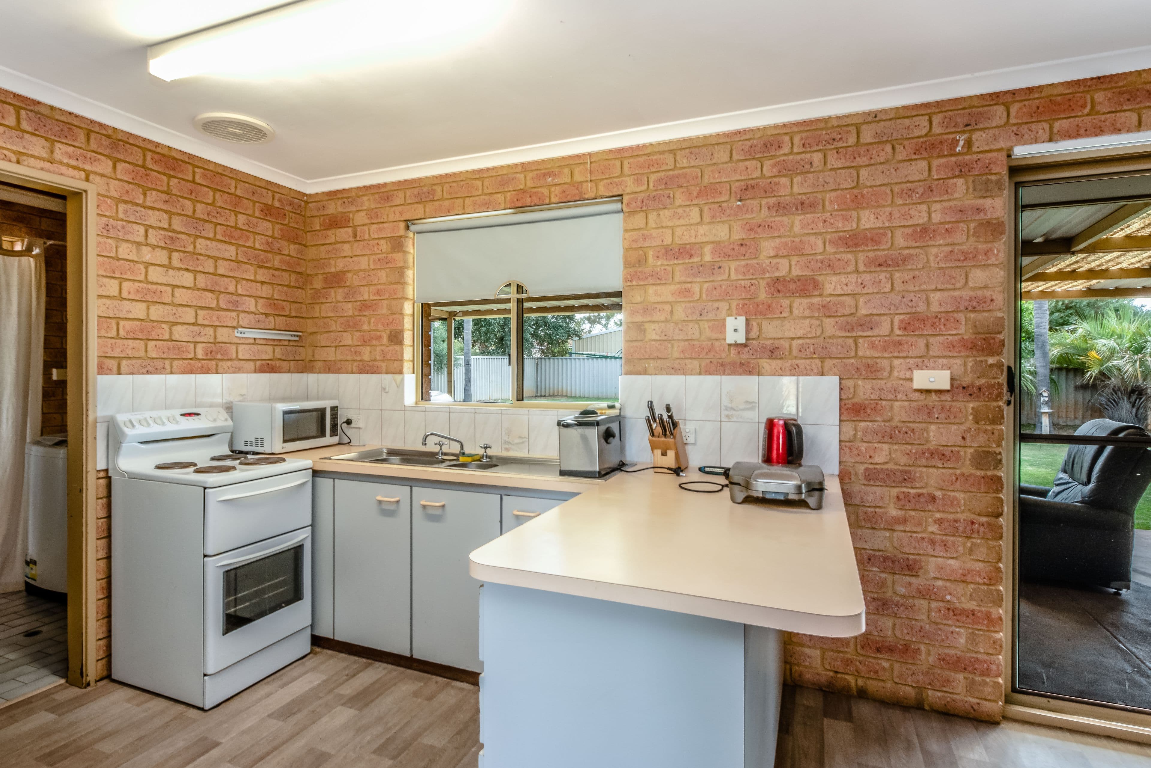 49 Tallarook Way, Waggrakine WA 6530, Waggrakine - Thumbnail 2