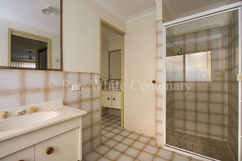 RIVERHILLS QLD 4074, Riverhills - Thumbnail 8