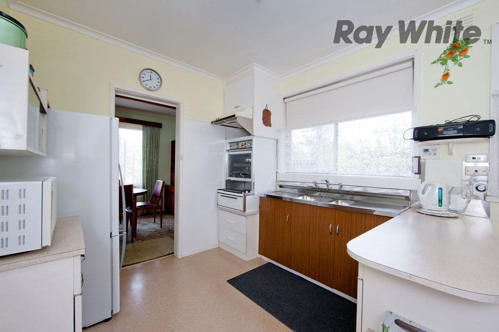 128  Alma Avenue, LAVERTON VIC 3028, Laverton - Thumbnail 5