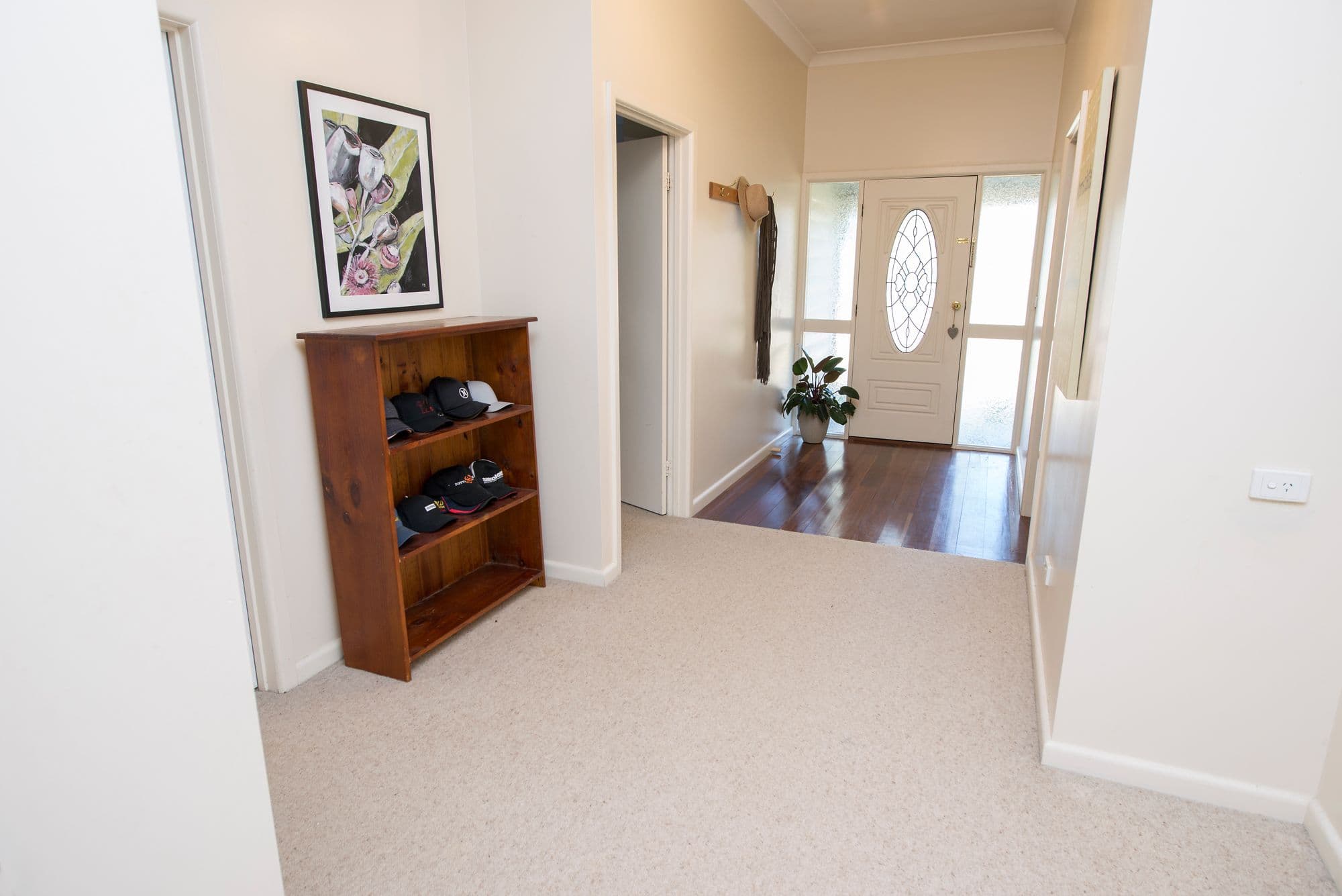 6 Elizabeth Street, Swan Hill VIC 3585, Swan Hill - Thumbnail 2
